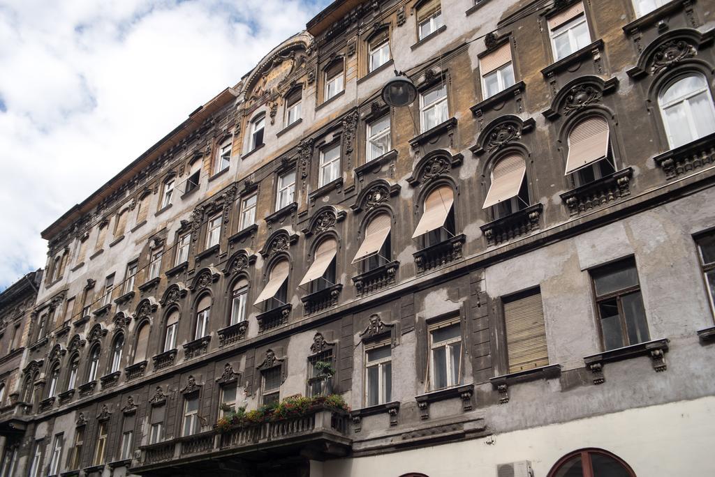 Inviting Flat In The Heart Of Town Apartment Budapesta Exterior foto