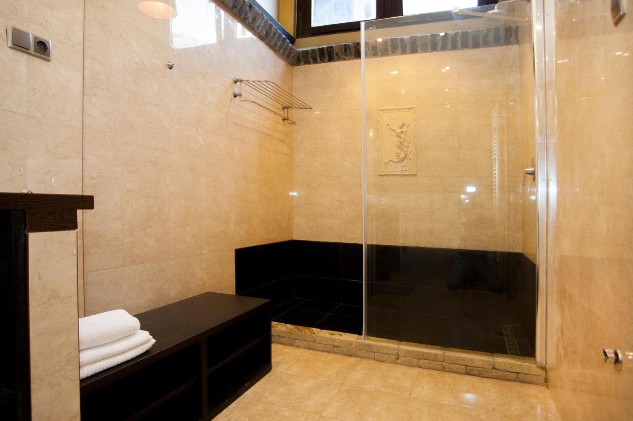 Inviting Flat In The Heart Of Town Apartment Budapesta Exterior foto