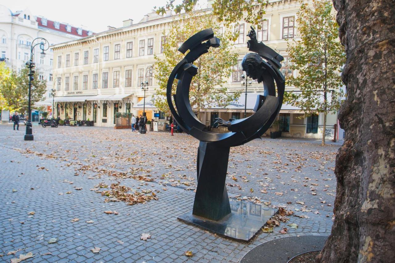 Inviting Flat In The Heart Of Town Apartment Budapesta Exterior foto