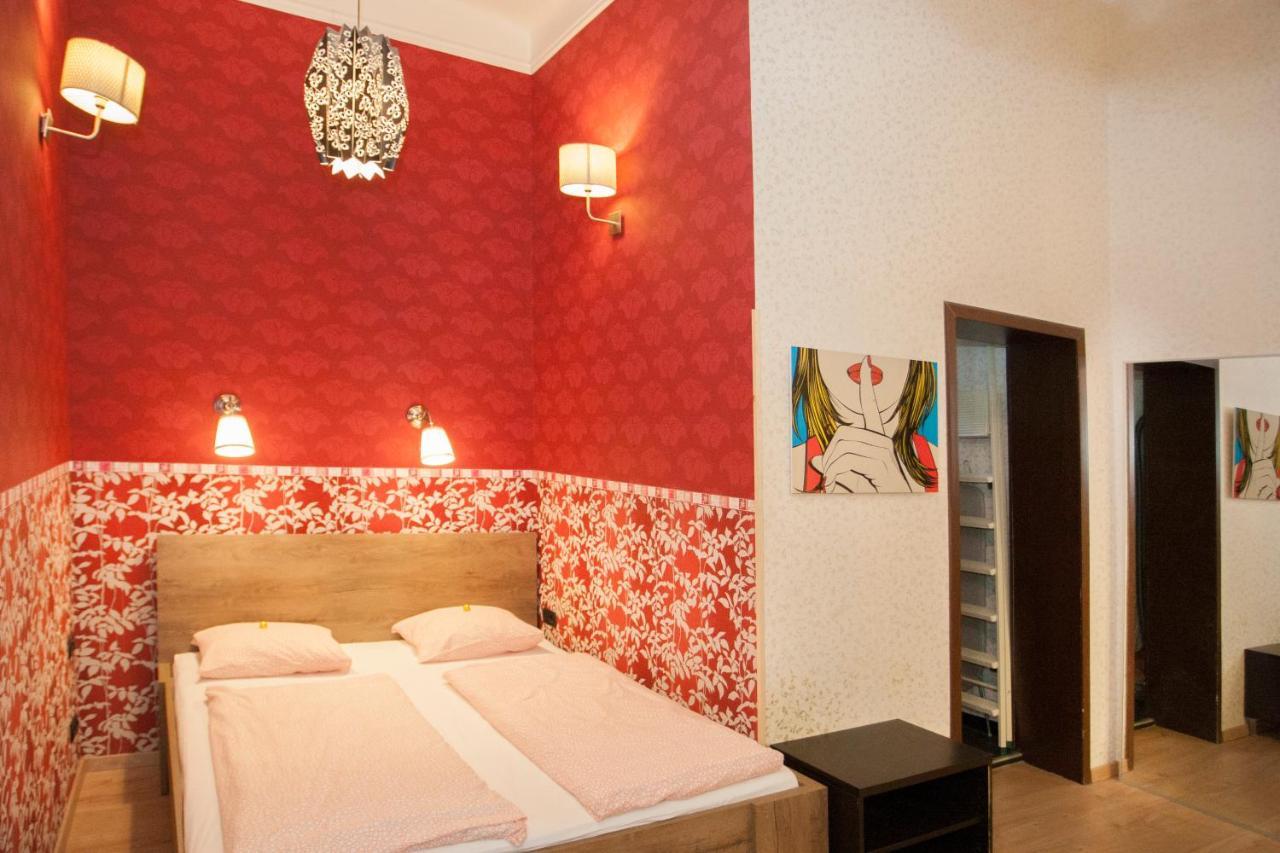 Inviting Flat In The Heart Of Town Apartment Budapesta Exterior foto